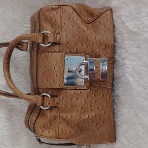 GUESS HANDBAG | LOCK | HB243